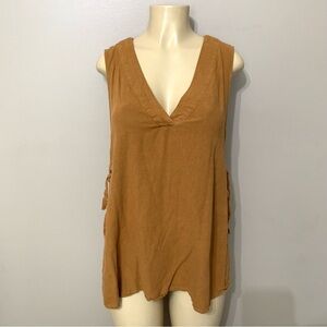 Free People V-Neck Sleeveless Side Slit Boho Camel Brown Top Size Small